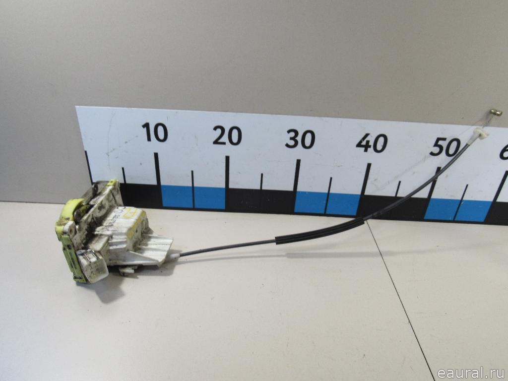 Замок двери передней правой