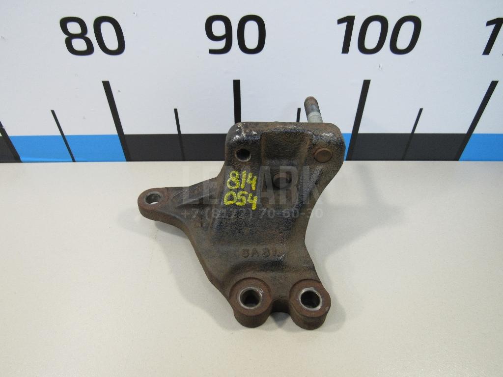 Кронштейн двигателя правый 216702B000 Hyundai-Kia