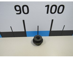 Подушка радиатора для Kia Venga 2010-2018 с разборки состояние отличное