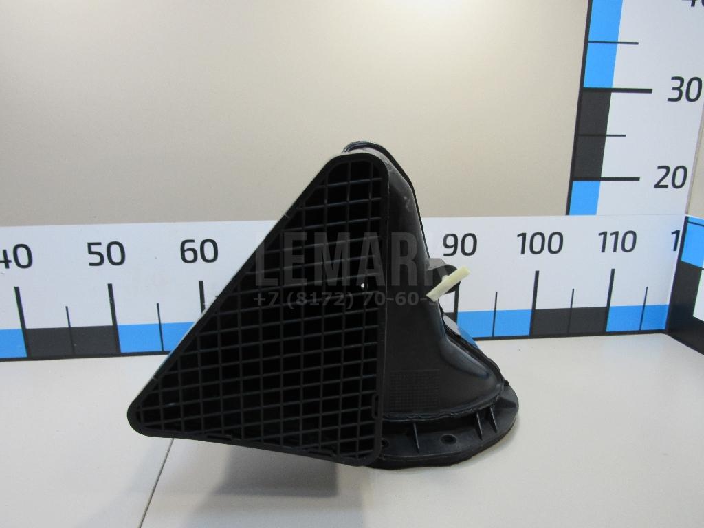 Воздухозаборник (внутри) 7L0819049 VAG