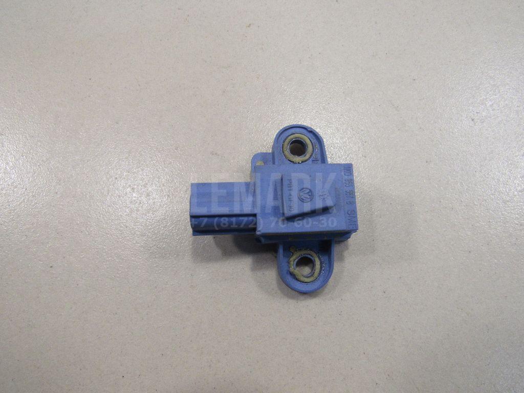 Датчик AIR BAG 1K0955557B VAG