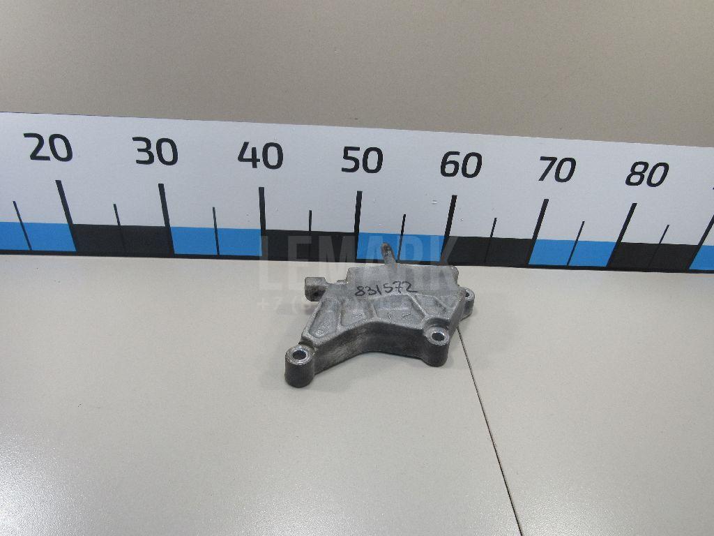 Кронштейн опоры двигателя 216702F000 Hyundai-Kia