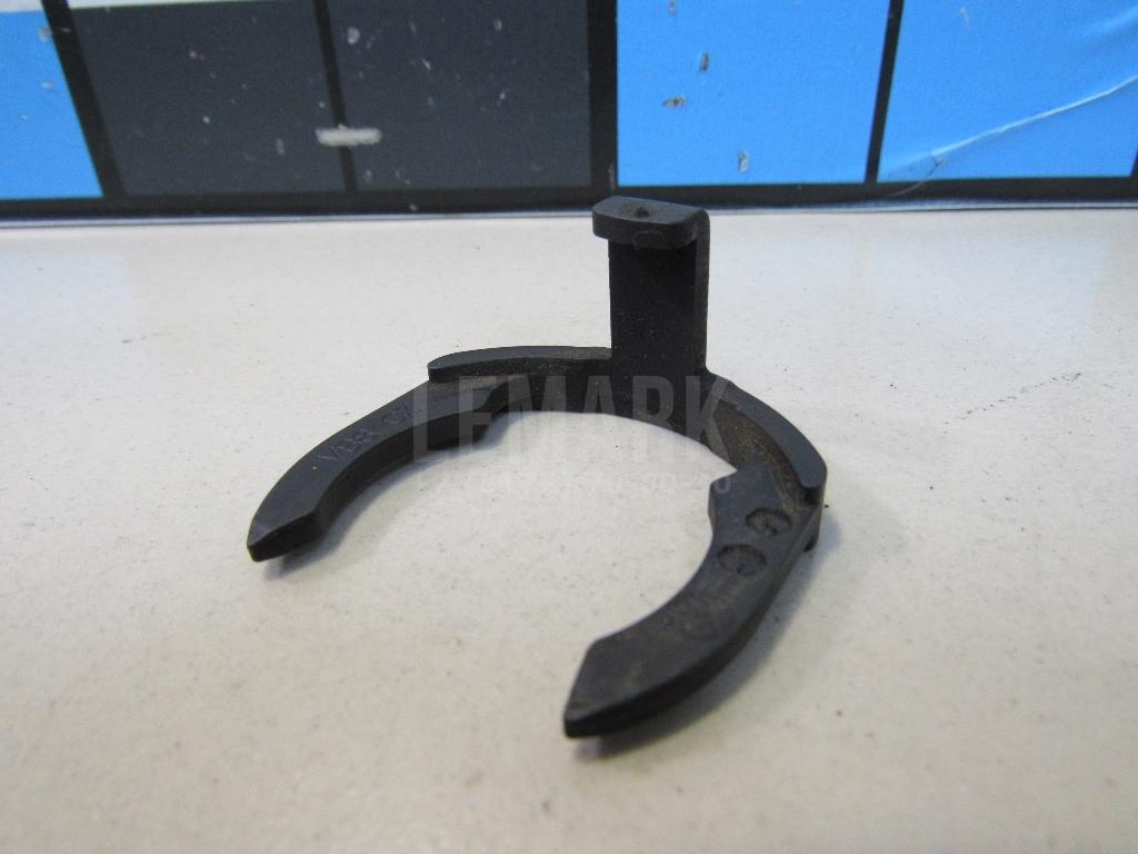 Скоба 03F121142 VAG