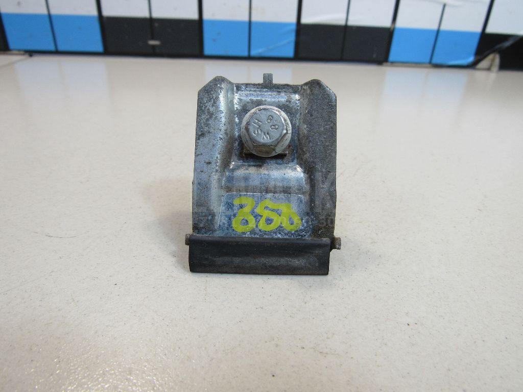 Крепеж 1252621 Ford