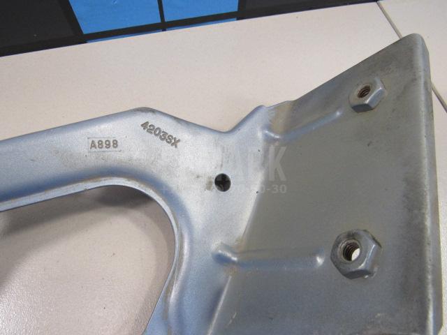 Кронштейн крепления крыла для  Ford Focus I 1998-2005
