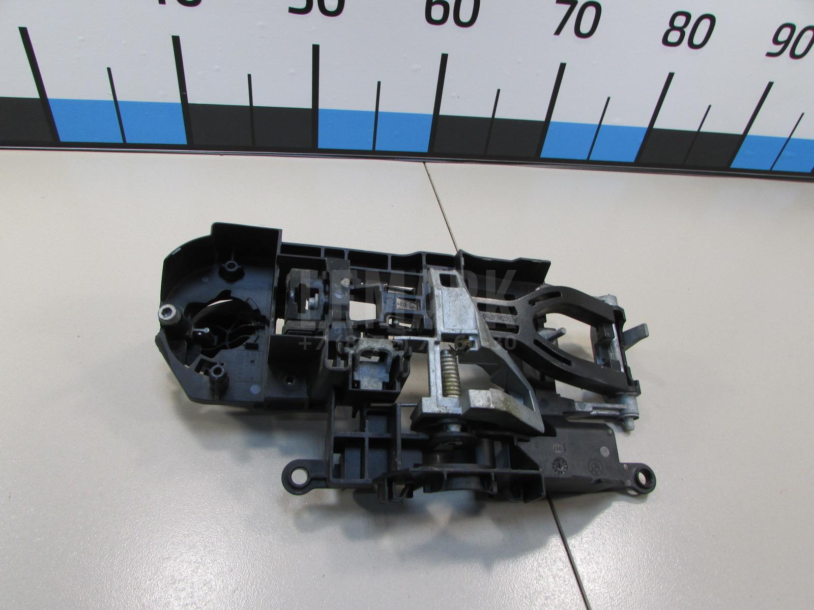 Кронштейн ручки для  BMW X1 E84 2009-2015