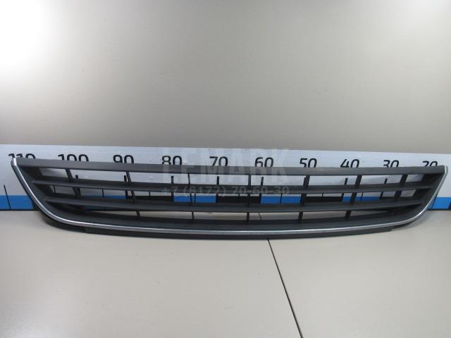 Решетка в бампер центральная 5C6853671RYP VAG