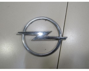 Эмблема на крышку багажника для Opel Astra H / Family 2004-2015 с разбора состояние отличное