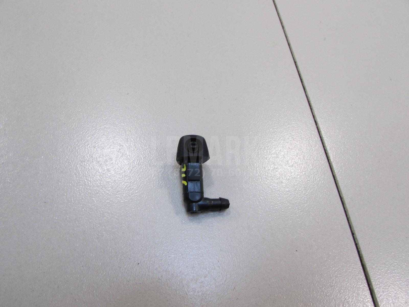 Форсунка омывателя лобового стекла для  BMW 1-serie E82/E88 2007-2013