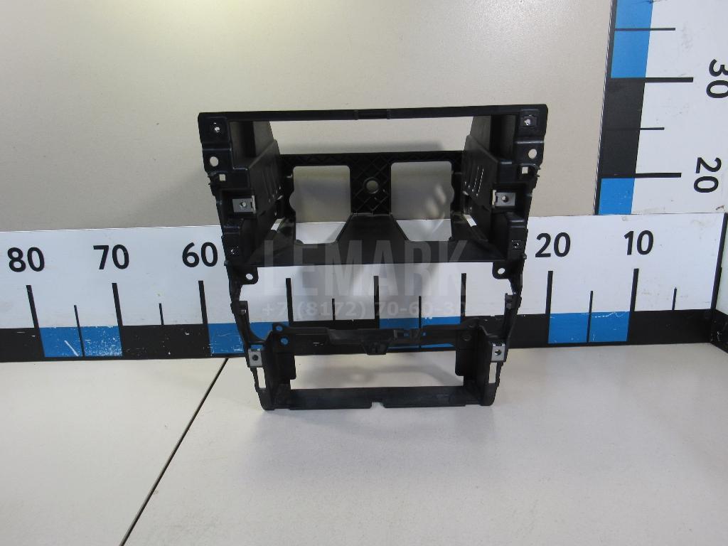 Рамка магнитолы 6M2118A998CC Ford