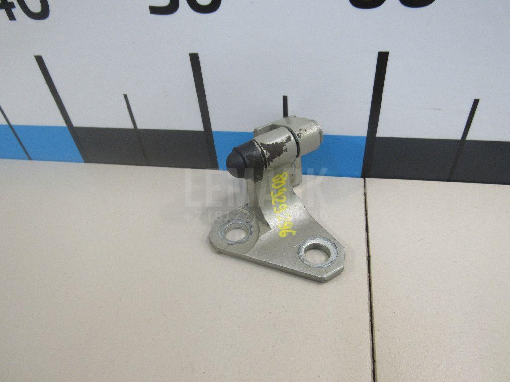 Петля двери передней правой верхняя 3C0831402D VAG