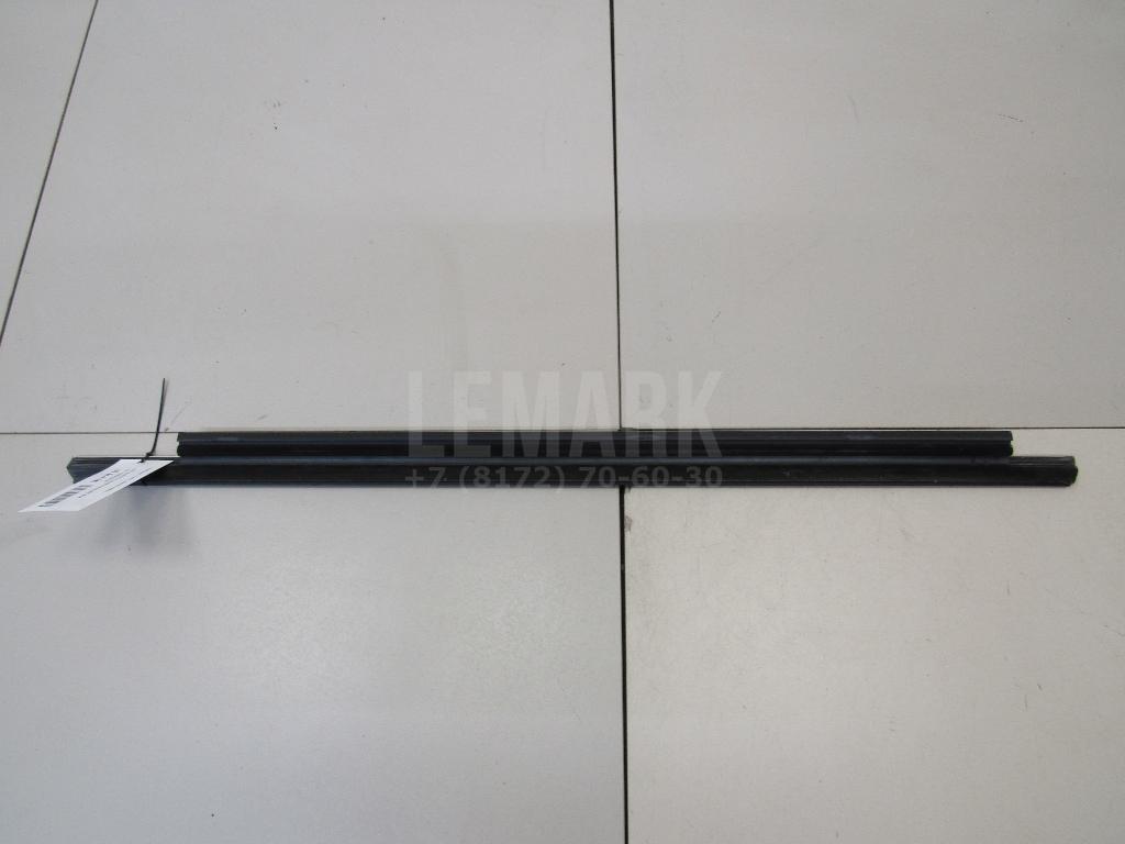 Накладка стекла заднего левого для  Acura MDX 2001-2006