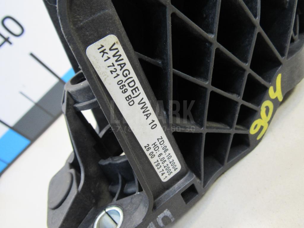 Кронштейн педали сцепления для  BMW 7-serie G70 2022