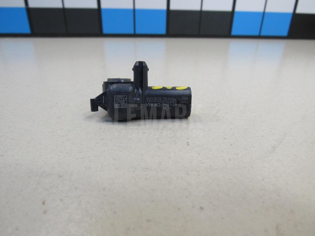 Датчик AIR BAG 1S0959351 VAG