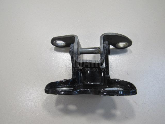 Петля двери задней правой верхняя 6875020121 Toyota