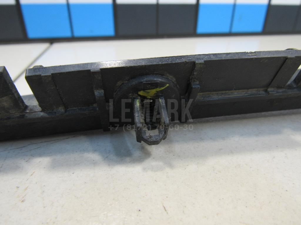 Направляющая заднего бампера левая для  BMW X5 F15/F85 2013-2018