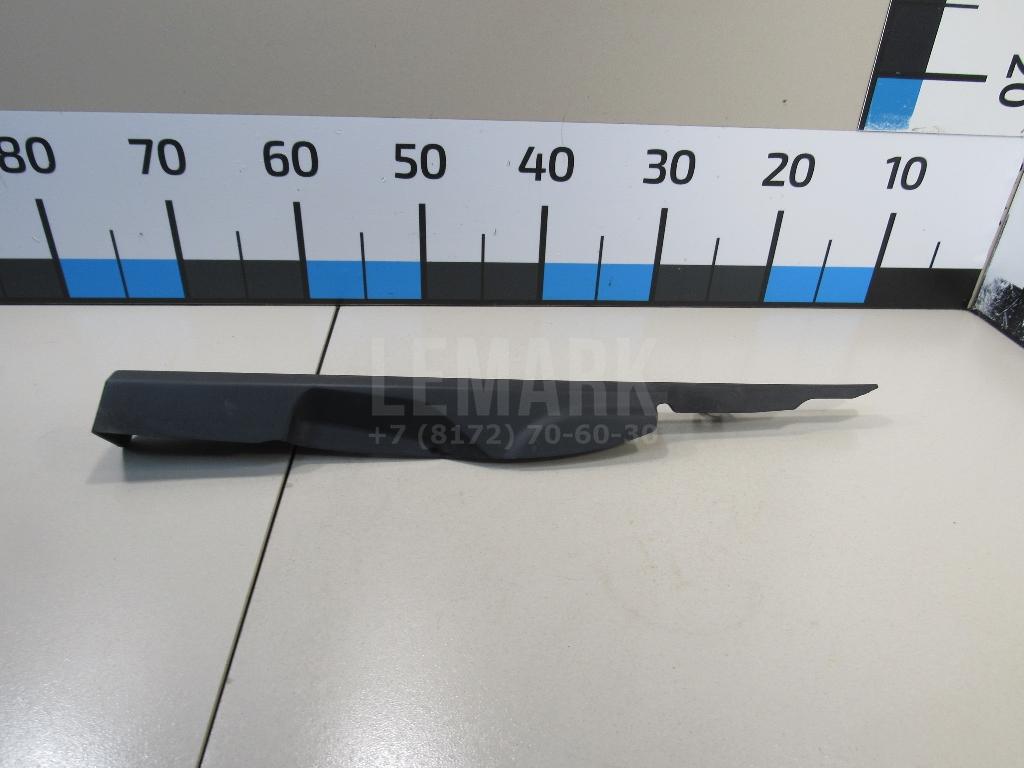 Накладка переднего крыла правого 66898JD000 Nissan