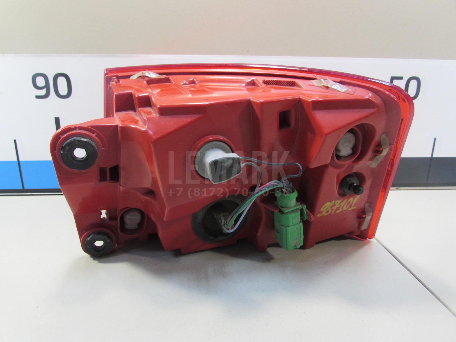 Фонарь задний наружный левый для  BMW 3-serie F30/F31/F80 2011-2020