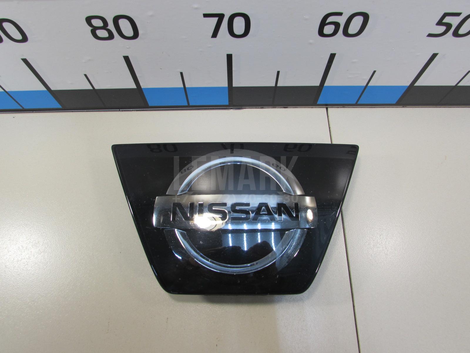 Эмблема 62890HV01A Nissan