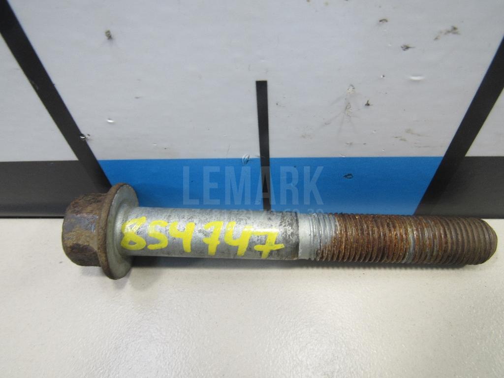 Болт заднего рычага 527122G000 Hyundai-Kia