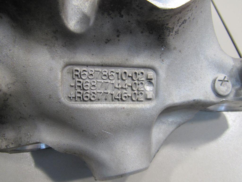 Кулак поворотный передний правый для  Alfa Romeo 156 1997-2005