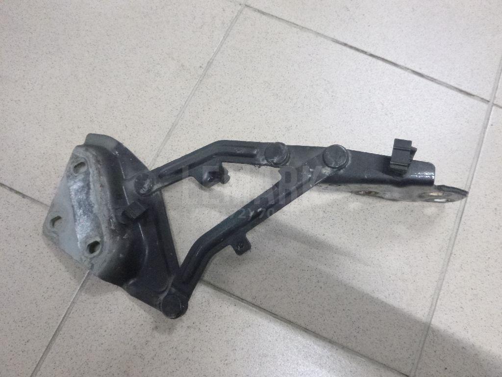 Петля капота правая 7L6823302 VAG