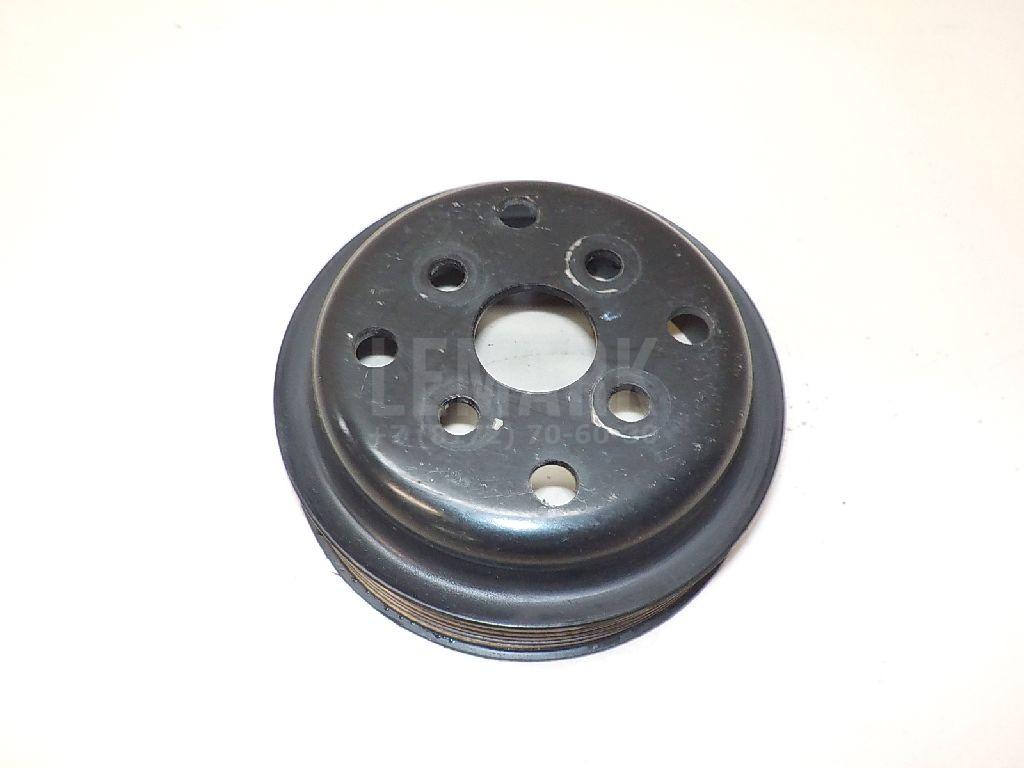 Шкив водяного насоса (помпы) 1617331010 Toyota