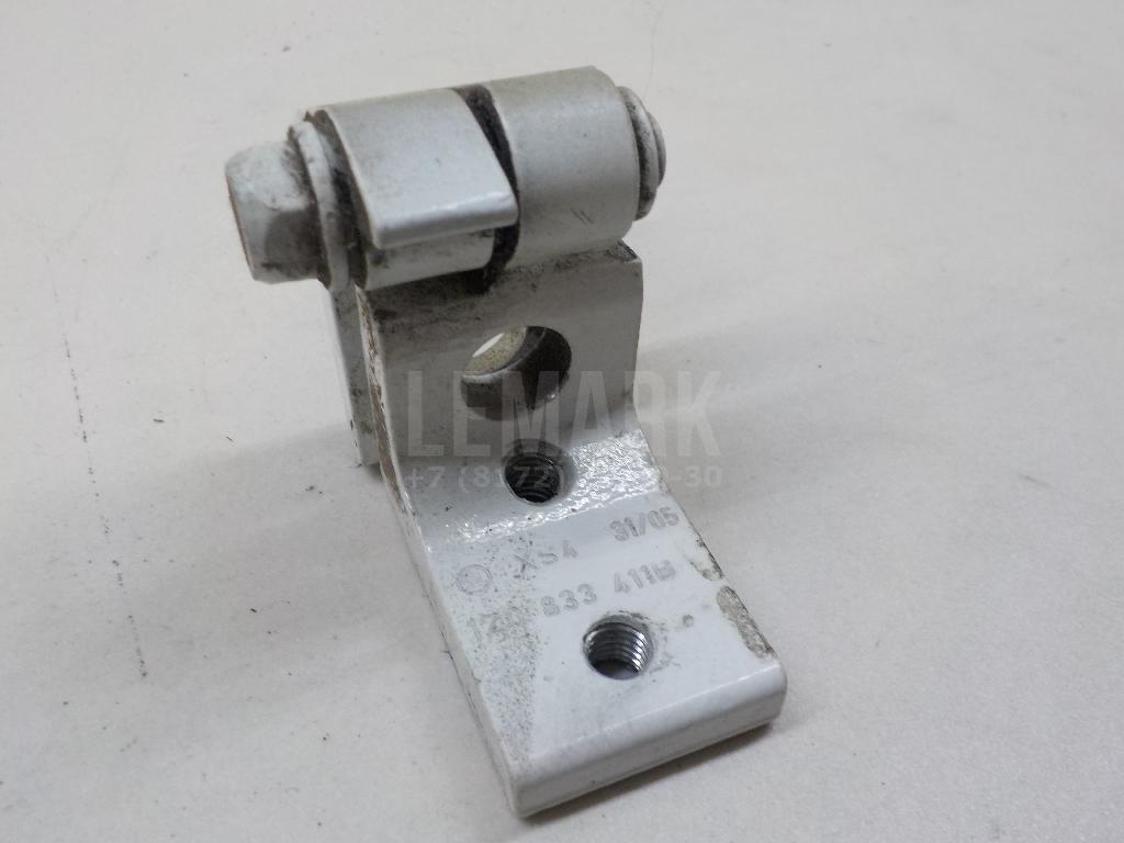 Петля двери задней левой нижняя 1Z0833411B VAG