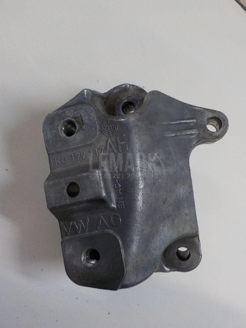 Кронштейн КПП левый 1K0199117AH VAG