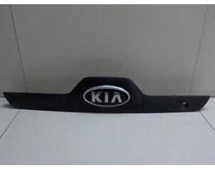 Накладка двери багажника для Kia Sportage 2004-2010 с разборки состояние хорошее