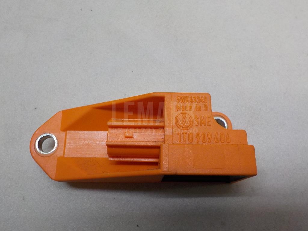 Датчик AIR BAG 1T0909606 VAG