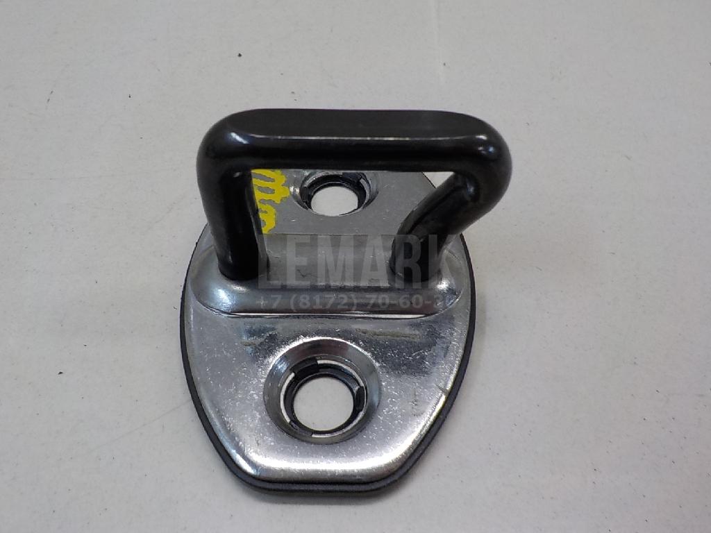 Ответная часть замка двери 5J0837767 VAG