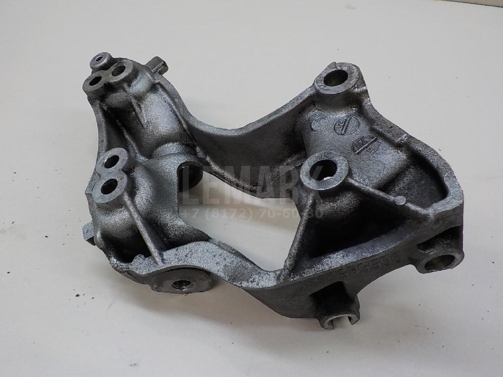 Кронштейн генератора для  Fiat Stilo 2002-2010