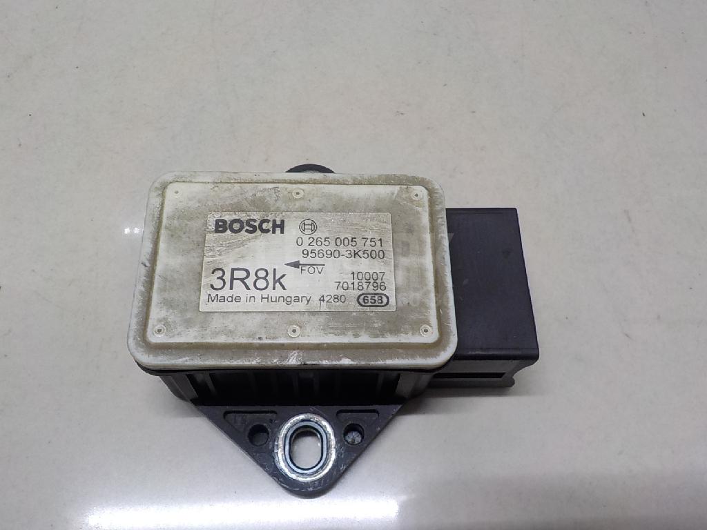 Датчик ускорения 956903K500 Hyundai-Kia