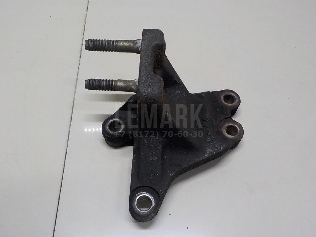 Кронштейн двигателя правый 216702B000 Hyundai-Kia