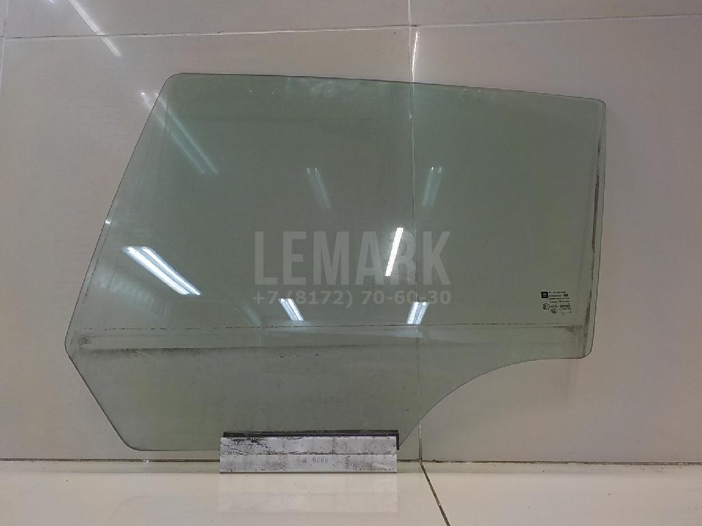 Стекло двери задней левой 93183268 GM