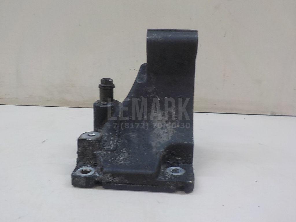 Кронштейн генератора 125110T020 Toyota