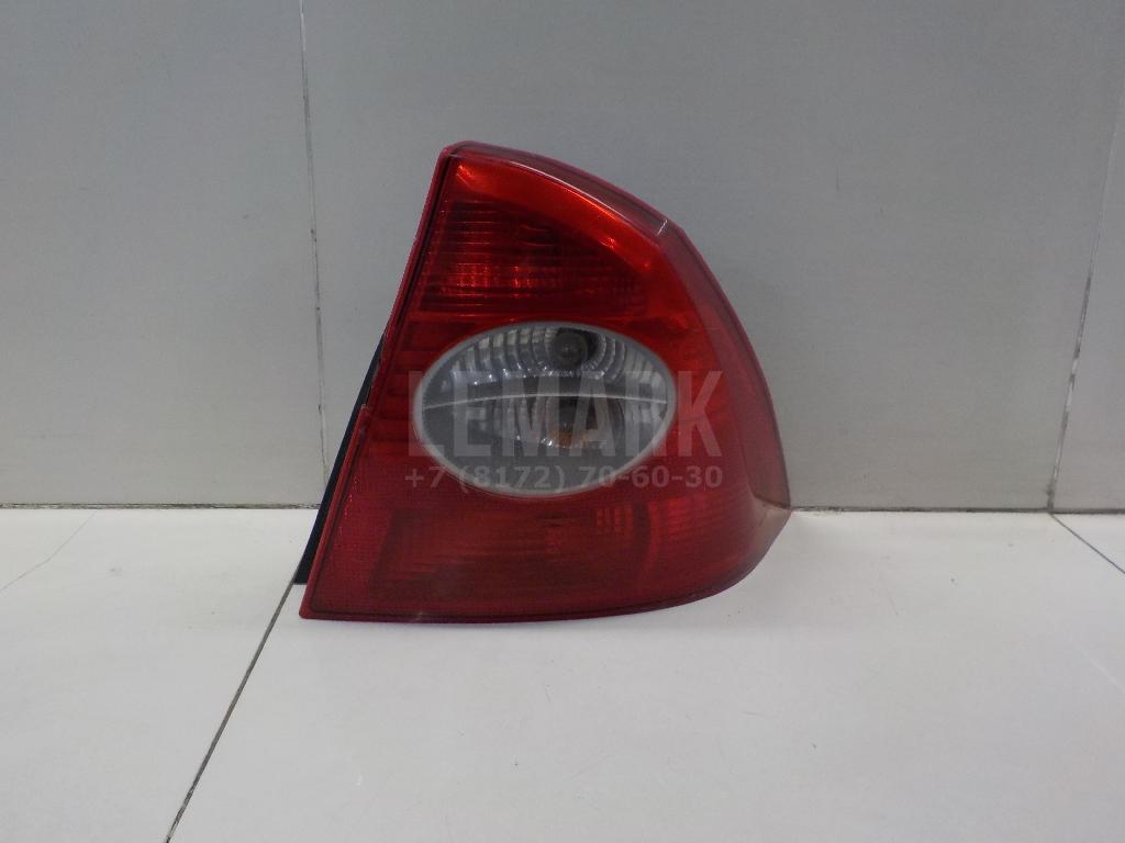 Фонарь задний правый 1333832 Ford