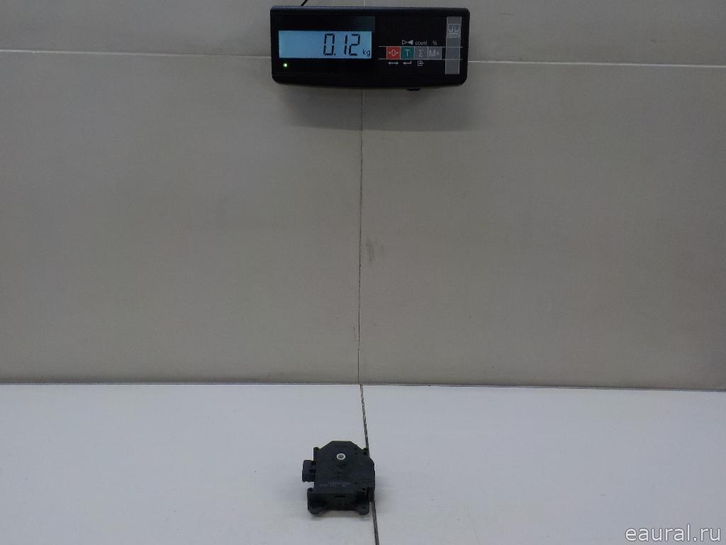 Моторчик заслонки отопителя