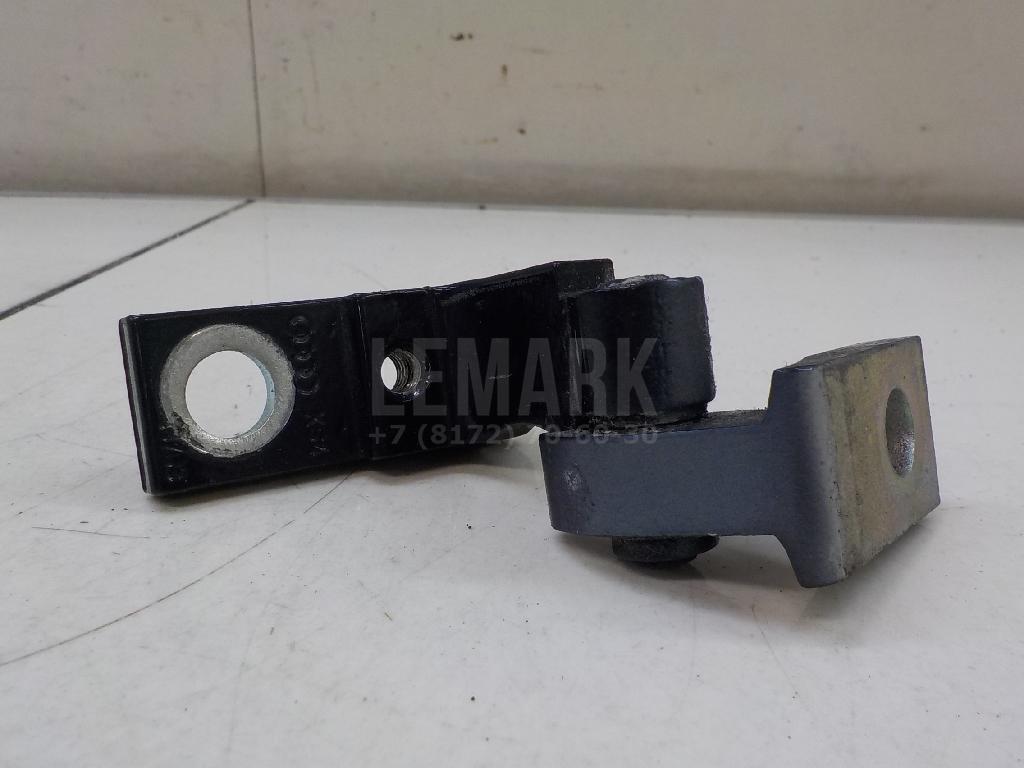 Петля двери для  BMW X3 E83 2004-2010