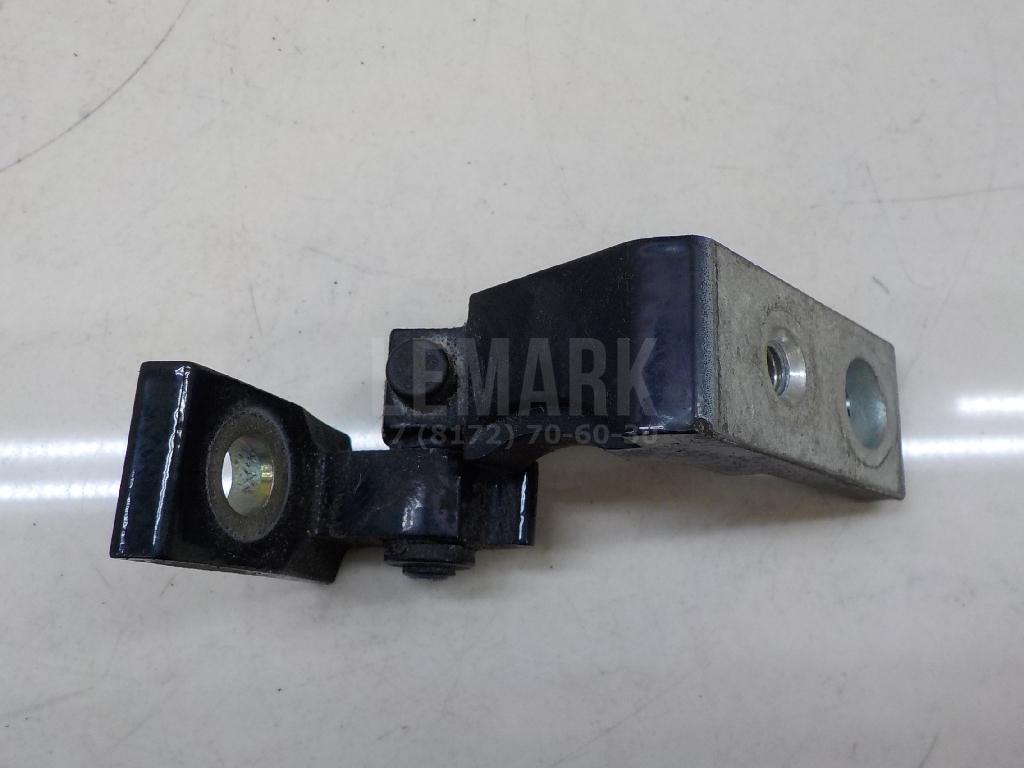 Петля двери для  BMW X3 E83 2004-2010