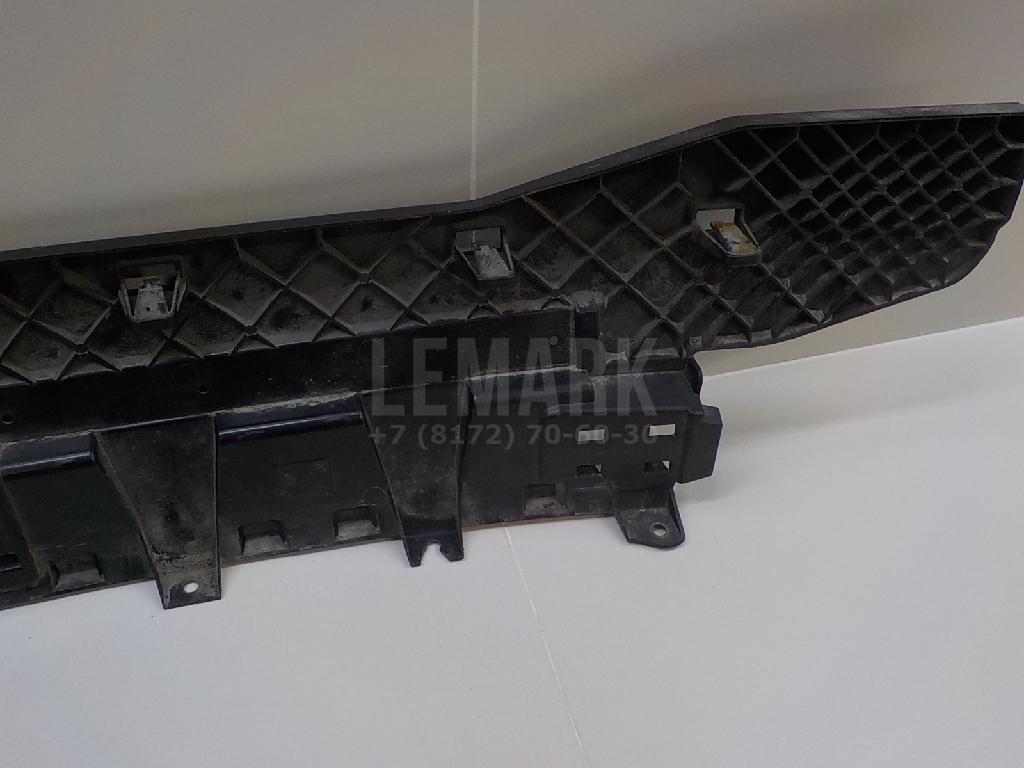 Направляющая заднего бампера для  Audi A8 [4E] 2002-2010