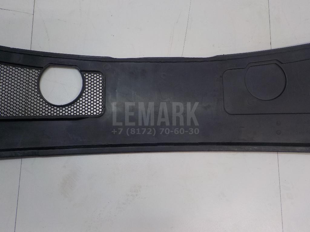 Решетка стеклооч. (планка под лобовое стекло) для  BMW X1 F48 2014-2022