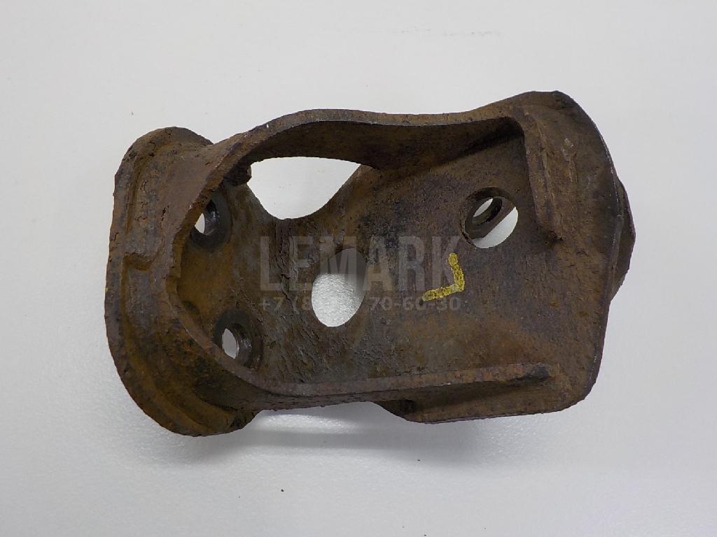 Кронштейн амортизатора левый 4850642010 Toyota