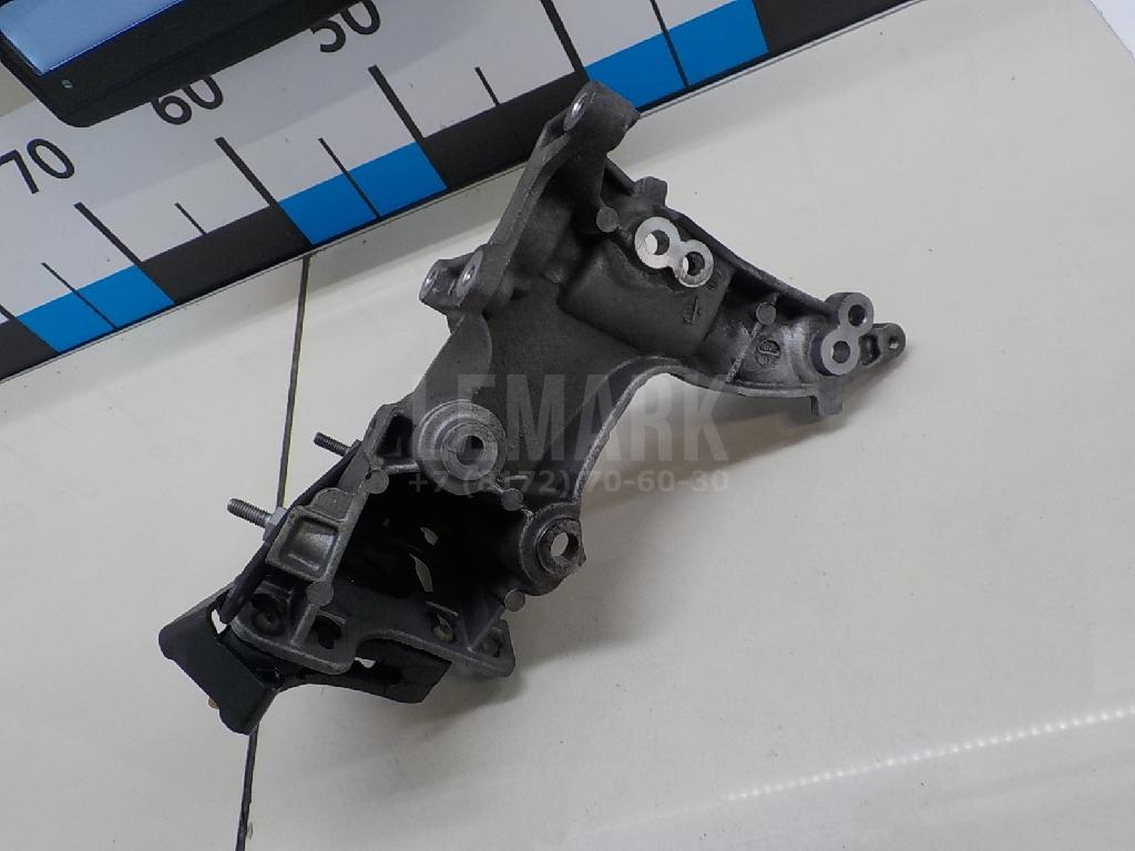 Кронштейн генератора для  Citroen C4 2004-2011