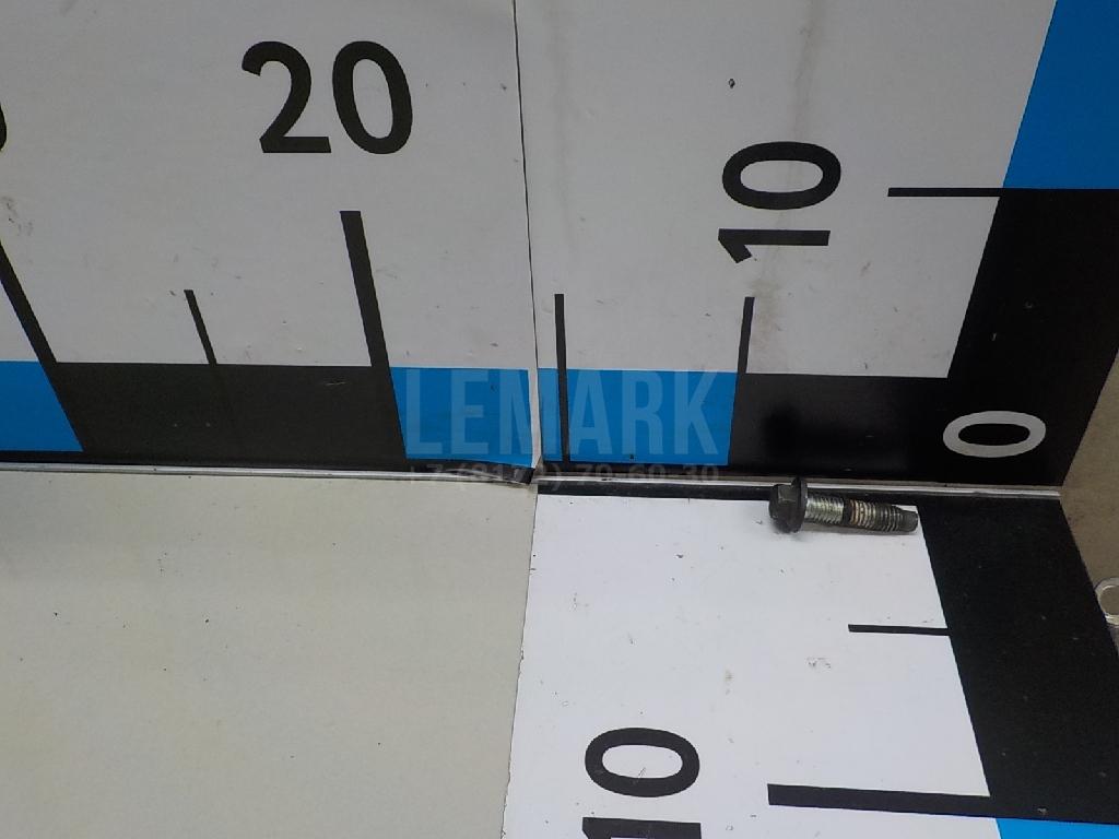 Болт поддона двигателя