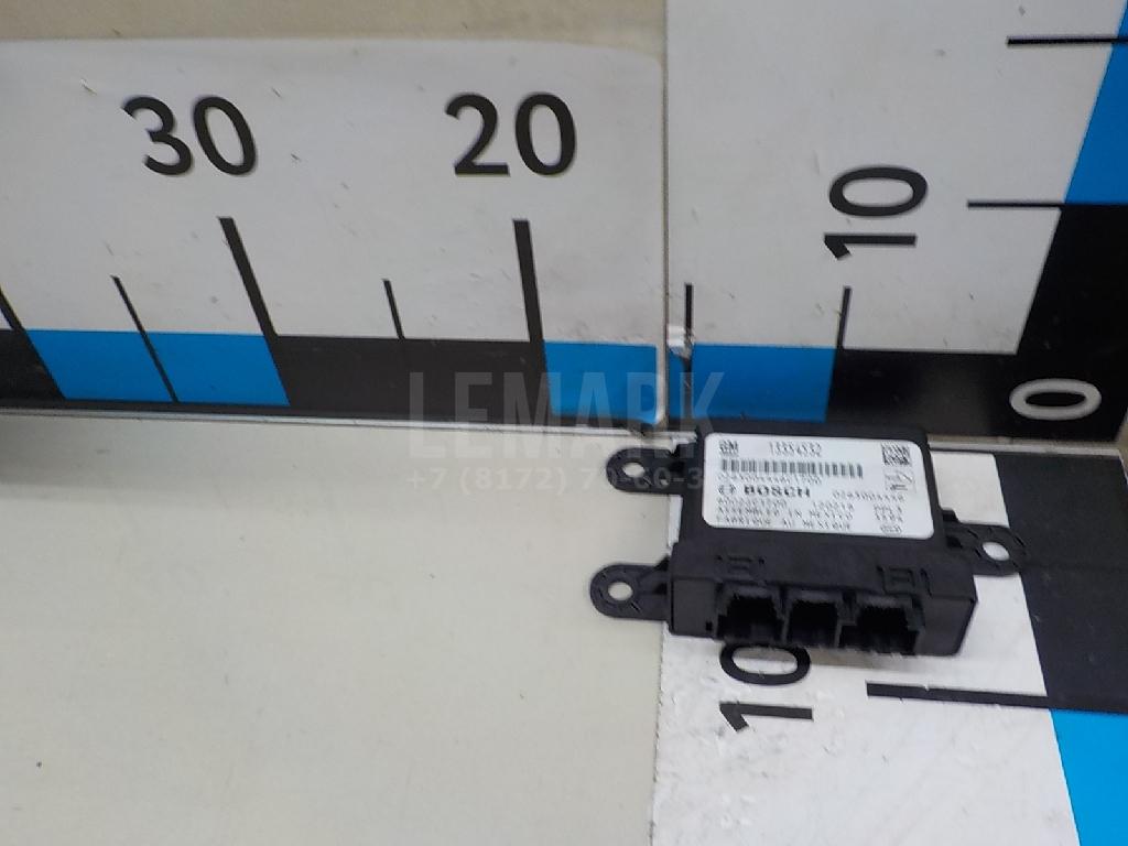 Блок управления парктроником 13354532 GM