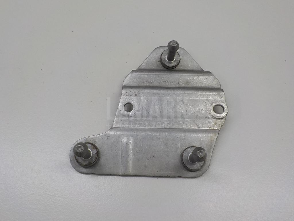Кронштейн блока ABS (насос) для  Audi 100 [C4] 1991-1994