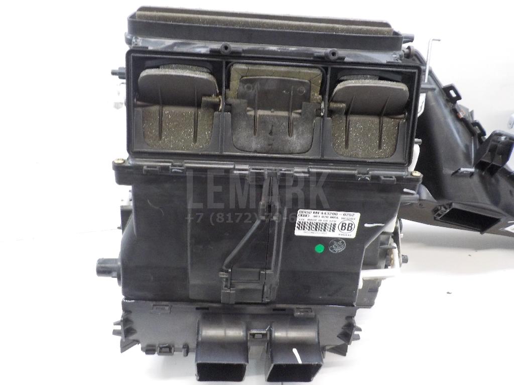 Корпус отопителя для  BMW 5-serie E60/E61 2003-2009