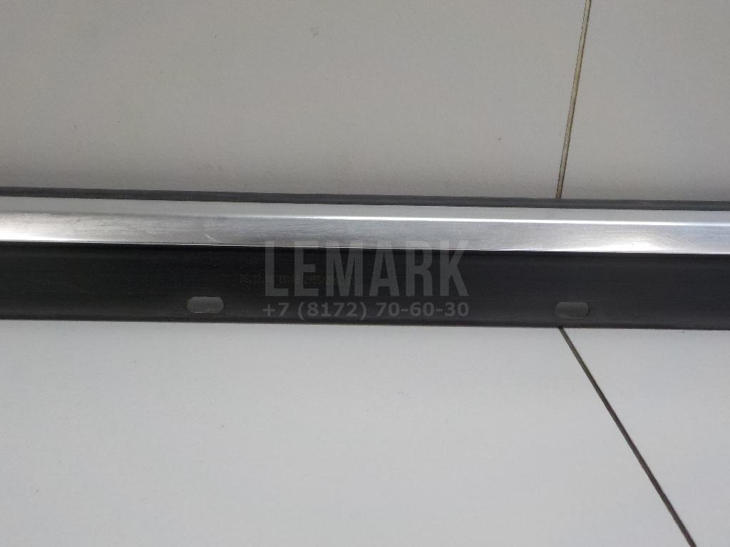 Накладка стекла заднего левого